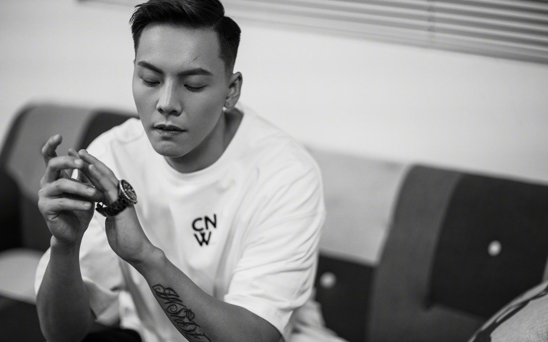 爱游戏-马刺球馆首次开放深夜观赛厅，应对全球时区球迷，马刺篮球场