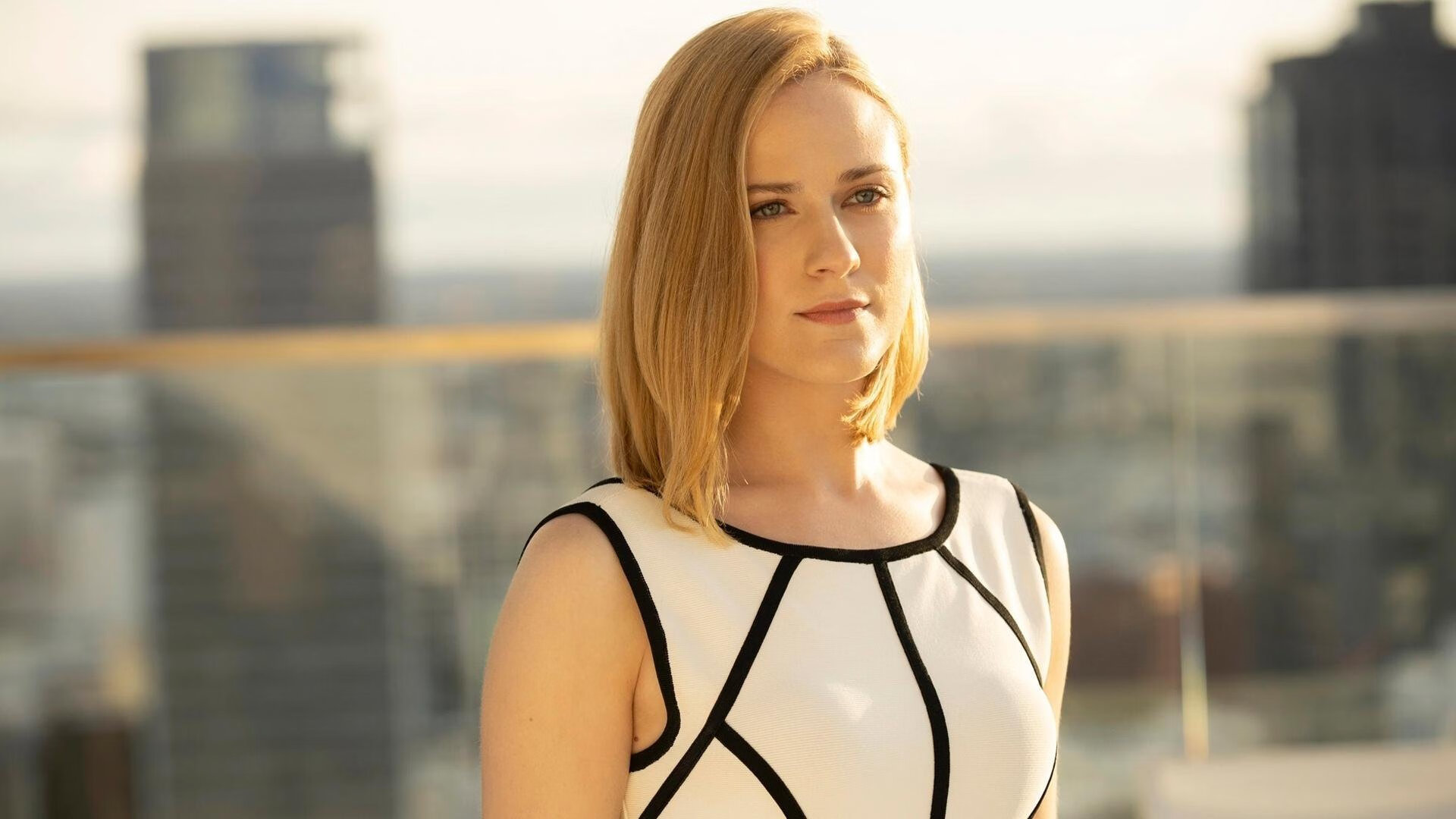 爱游戏官方-凯尔特人险胜公牛，关键一役中塔图姆双手暴扣点燃全场，塔图姆53分 凯尔特人胜森林狼